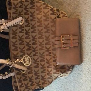 Michael Kors handbag and wallet